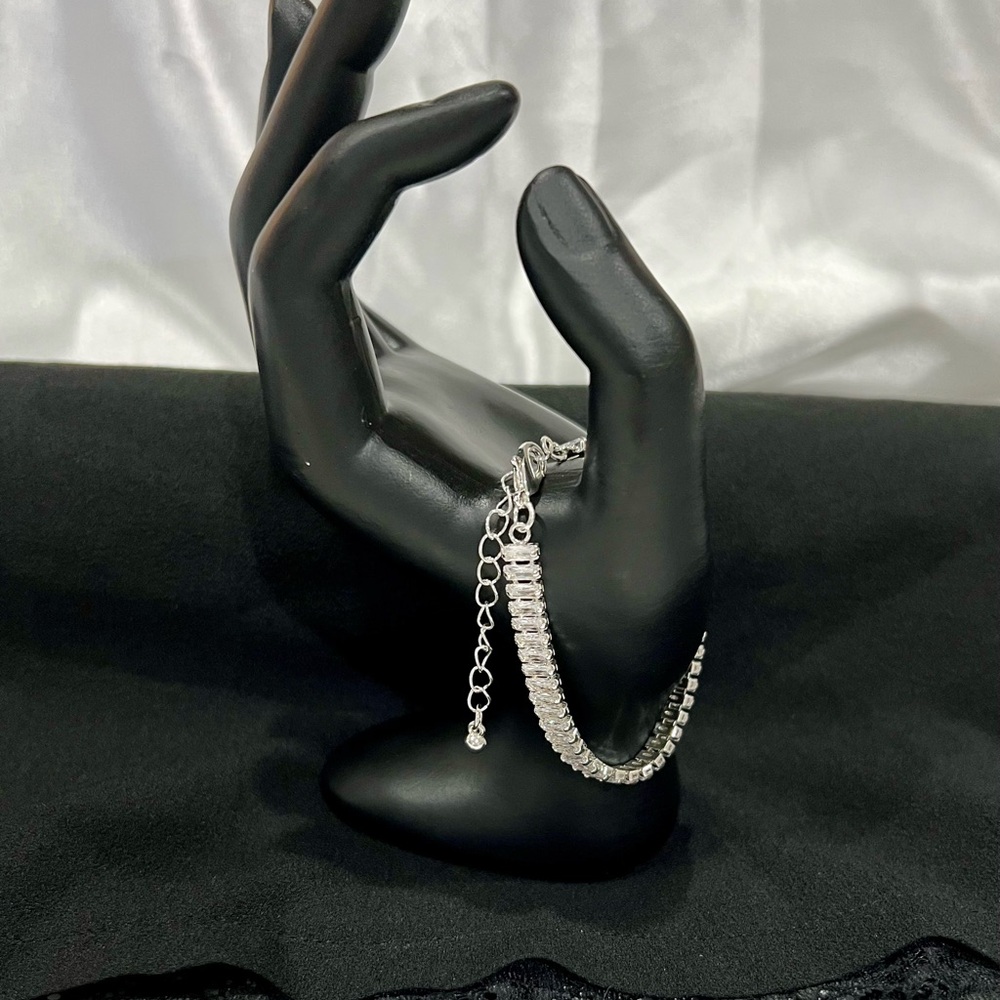 SWAROVSKI CRYSTAL BRACELET made with Swarovski Crystal & Elements